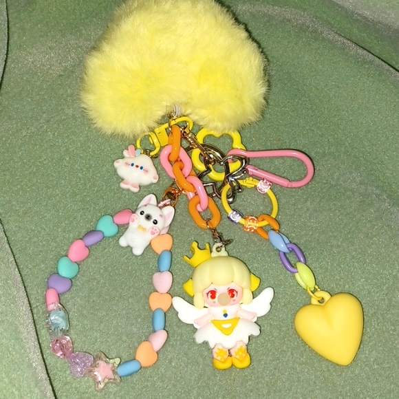 Fairy Clown Keychain - Picture 2 of 5